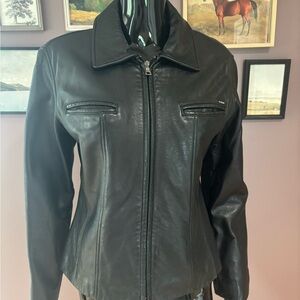 VINYAGE GUESS NWOT Women's Black Leather MOTO  AND FREE SHIPPING!